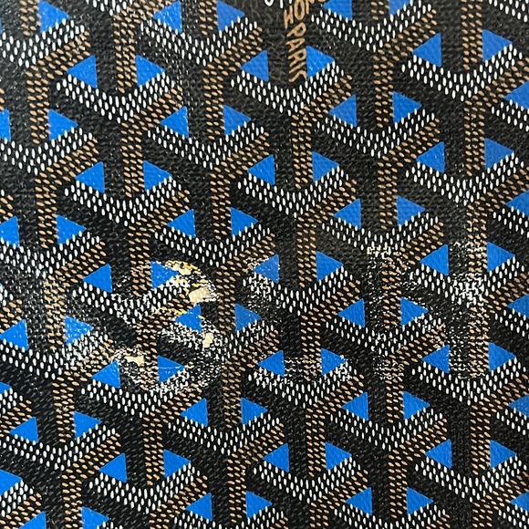 Blue and Black Patterned Tote with Pouch - Picture 12 of 16